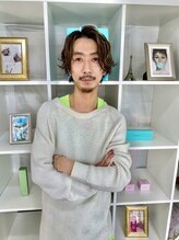 全日本カットコンテスト５位の実力。東京【表参道】と福岡のお客様を行き来しながら担当しております。