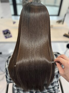 ヴィヴィー 福岡天神店(VIVIE) 髪質改善で叶うツヤとまとまりヘア