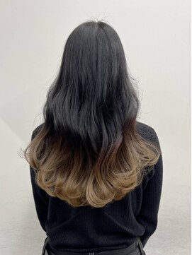 シエスタ バイ アンブルリュクス(siesta by amble luxe) グラデーションカラー　ピンクベージュ