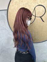 カプロ キャトル(Capullo de Quatre) カット+ブリーチカラー