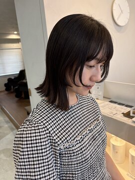 クベル(Kuvel) ミディアムボブ
