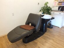 ヘアールーム アイロネア(Hair Room Aironea)の雰囲気（フルフラットのシャンプー台での施術は夢見心地な至福の時間…♪）