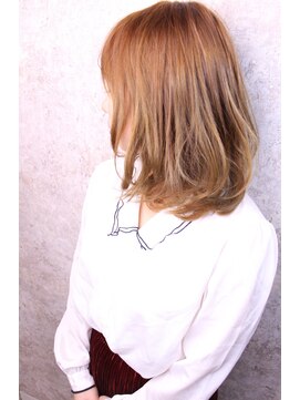 キャアリー(Caary) 福山市 Caaryでバレイヤージュ グラデーションカラー ♪