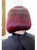 20代30代大人かわいいグラデーション×レッド_前下がりボブ_小顔
