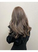 明るめグレージュハイライト☆