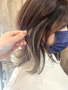 ブレス 横浜(bless) 細めハイライト顔まわりカット小顔カット