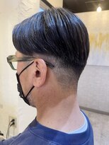 クオリア(Quaria)&nbsp;ショートセンターパート/刈り上げ/フェード風/メンズカット☆