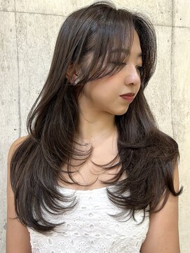 サイン 表参道(SIGN) ミディアムヘアグレージュカラーデザインカラーシルキーベージュ