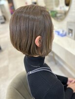 ラビス クローバー(Lovis clover)&nbsp;黒髪カタログ　グレーベージュ　レイヤーロング