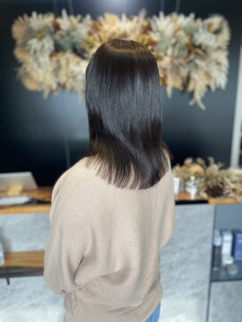 シロ(SHILO) 髪質改善ストレート【広がり・うねり】/諏訪