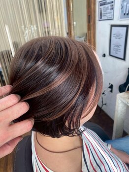 セレーズ ウィズ ミロ(Seles With Miro)の写真/ダメージレスカラーで艶感UP*大人女性の魅力を引き出すヘアスタイルへ！[白髪/ハイライト/髪質改善]