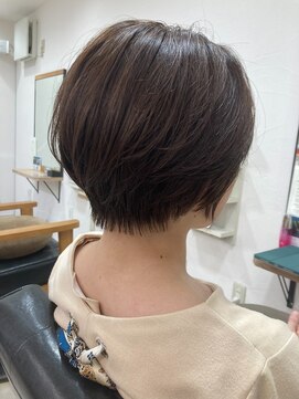 クラン(Chlan) スッキリ小顔ショート艶髪カラー