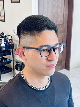 グレイスフルバーバーロンドン 大宮店(Graceful Barber London) 【20代 男性】ロンドン0.8フェード（大宮/バーバー）