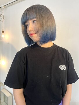 ナツ(Natu.) グレーとブルーのデザインカラー / 中森しゅう