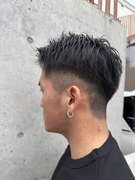 ヘアーメイク ヴァンセット HAIR & MAKE VINGT-SEPT スパイキーショート