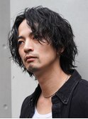 ルーズパーマセンターパートツイストスパイラルパーマメンズヘア