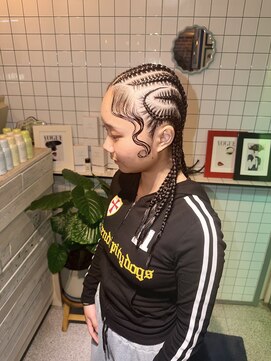 ヘアー アレス(hair ales) コーンロウ ハーフコーンロウ デザインコーンロウ