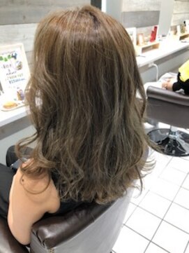 エモーション ヘアーメイク フワパーマ☆