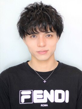 ノイセル(Noisyle) マッシュウルフ 七三オールバック ツイストパーマ コンマヘア