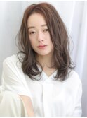 加藤信綱エアリー大人ミディアムくびれセミディ夏秋
