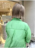 クリアグレージュ×切りっぱなしボブ
