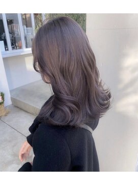 ロマリア(Lomalia) 【Lomalia表参道】ラベンダーグレージュ/シアーカラー/セミディ