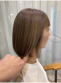 ベージュカラー
