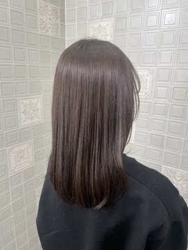 トリエラ 池袋(TRIELA) グレージュセミロング