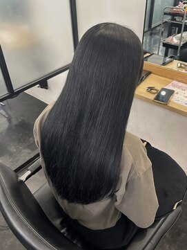 エスカーラ 町田(THE ESCALA) "落とせる黒"