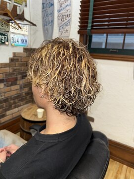 ヴェルゴ(vellgo) サーフカール×金メッシュ×ブラウンカラー