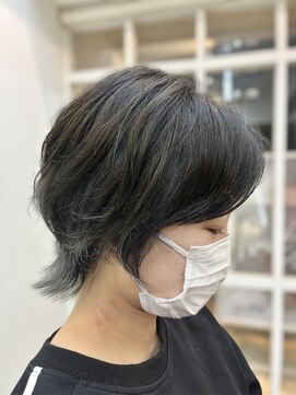 ラブリッシュ(LOVERICHE) お悩み改善 ショートウルフ グレーインナー【浜崎】