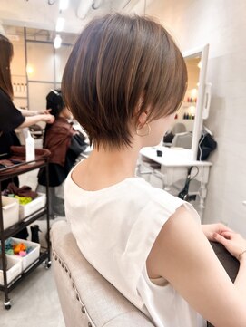 シシ 大宮(She 2.) ショート/ショートボブ/ショートカット/髪質改善/大宮