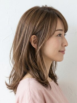 と和×美髪クリニック 巣鴨店 まろやかミルクティーベージュ×ミディアムレイヤー