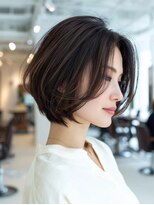 トリッカ 代官山(tricca)&nbsp;ショートボブ/白髪ぼかしカラー/レイヤー/トリートメント