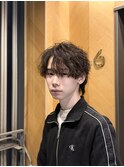波巻きシャドウパーマメンズセンターパート