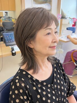 ヘアースタジオフォルム クビレウルフカット