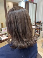 アッシュ 浦安店(Ash) オフィスにも馴染むシークレットハイライト