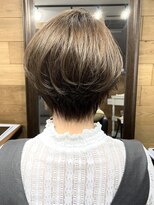 カリス(CHARIS)&nbsp;美人ショート