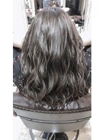 ティアラ 桜木町(TIARA) お客様style~ハイライト×ダークベージュ