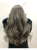 カーキグレージュ