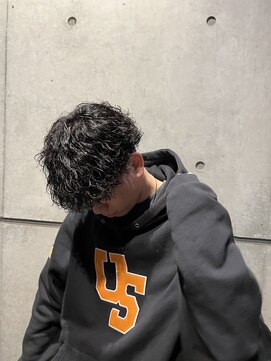 アイズ 海老名(AIZU) 波巻きスパイラルパーマツイストスパイラルパーマメンズマッシュ