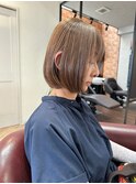 パツっとボブ×白髪ぼかしナチュラルブラウン