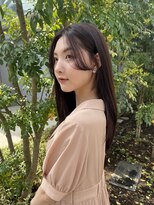 ガーランド (Garland)&nbsp;大人かわいい美髪ストレート小顔顔まわりレイヤーピンクベージュ