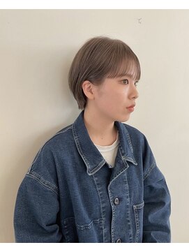 ツナグ(tsunagu) ハイトーンなショート