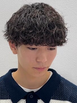 オーシャントーキョー 仙台(OCEAN TOKYO) マッシュ波巻きパーマ黒髪刈り上げ2ブロックスパイラル韓国