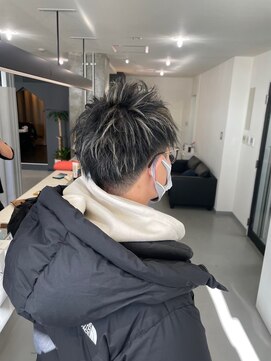 メンズサロン キング 枚方店(Men’s salon K!ng) 波巻きツイストスパイラルパーマ/フェザーパーマ/眉毛/メンズ