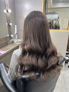 ラピス 横浜(Lapis) ミルクティーベージュシールエクブリーチカラーレイヤーカット