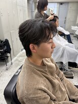 クロム トウキョウ ザ バーバーアルト 神保町店(CHROM TOKYO the Barber ALT)&nbsp;センターパート×ニュアンスパーマ