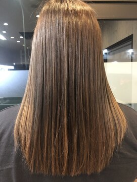 アールプライベートヘアサロン(R Private Hair Salon) ツヤサラストレート