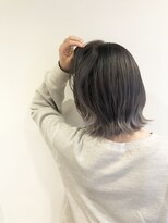 ウィ ラグゼ 北千住店(Oui luxe)&nbsp;メタリックな透明感で立体的◎ 【 シルバーグレージュ 】